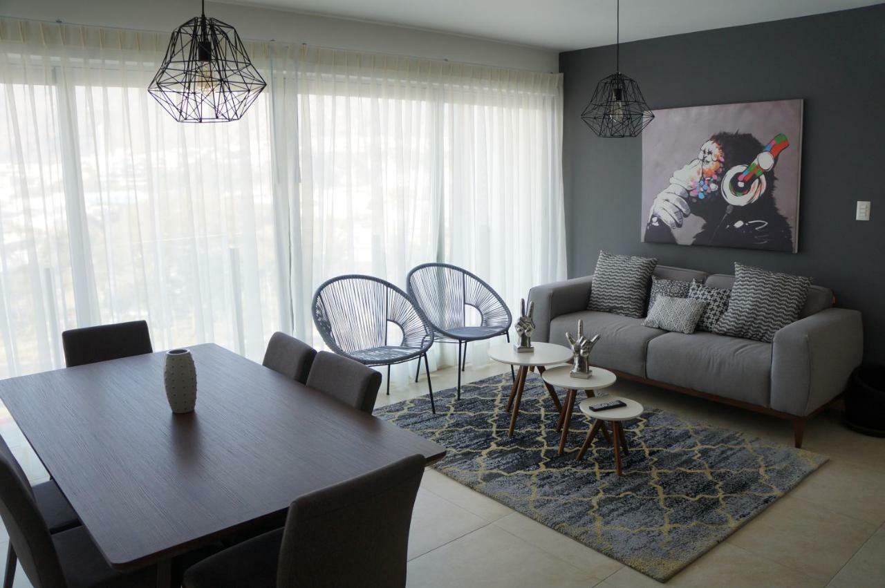 Metropolitan Suites Zapopan Εξωτερικό φωτογραφία